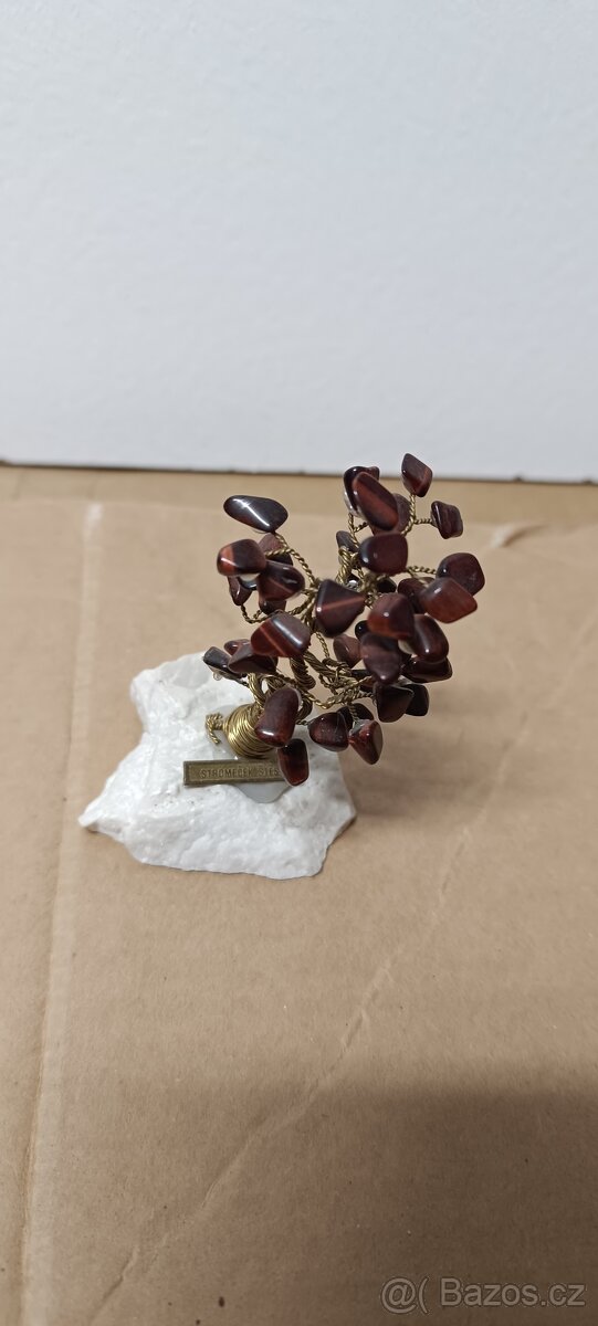 Prodám dekorativní stromek štěstí z polodrahokamu – býčí oko - 4