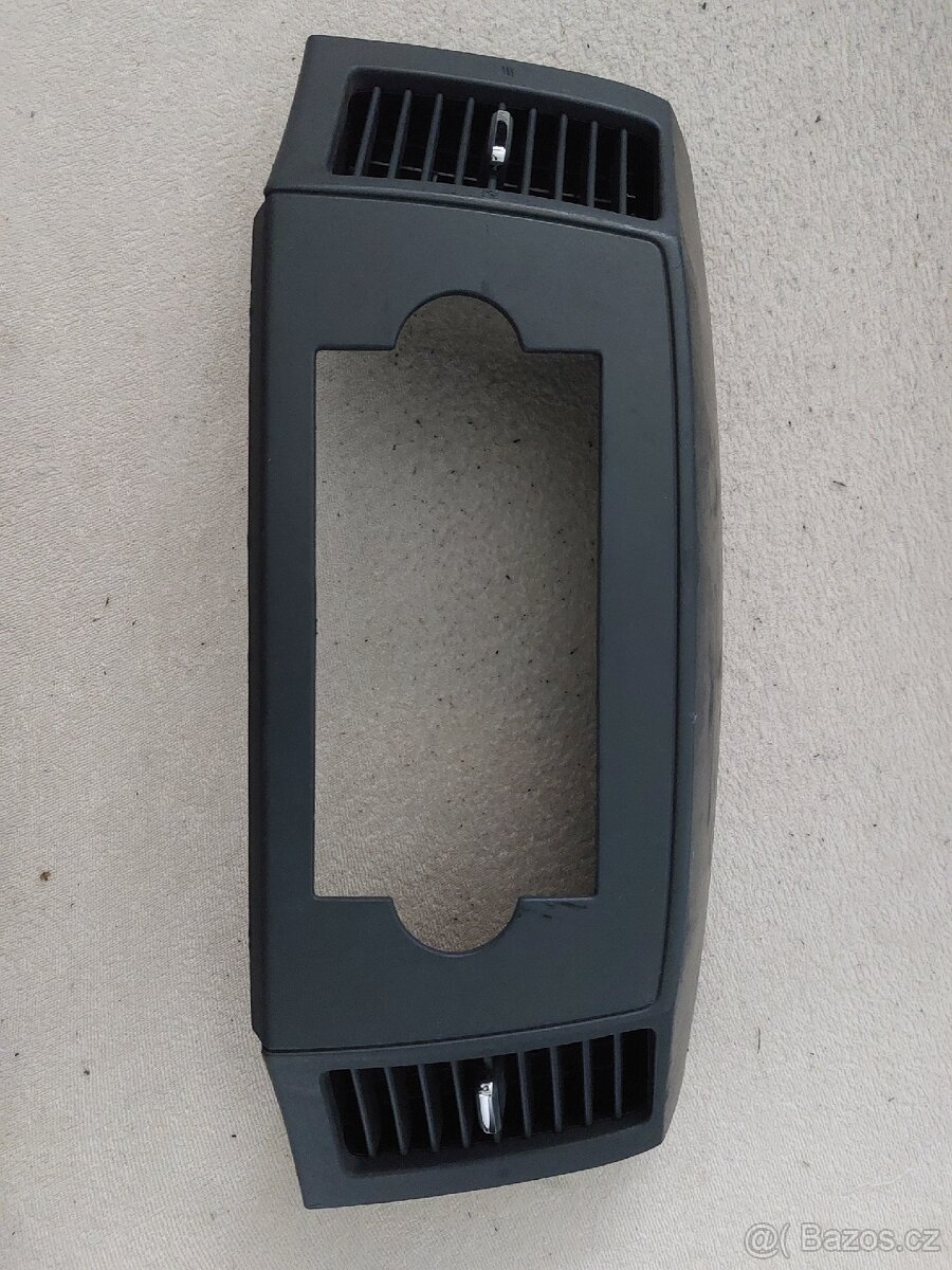 Jeep grand cherokee wk - autoradio, díly interiéru - 4