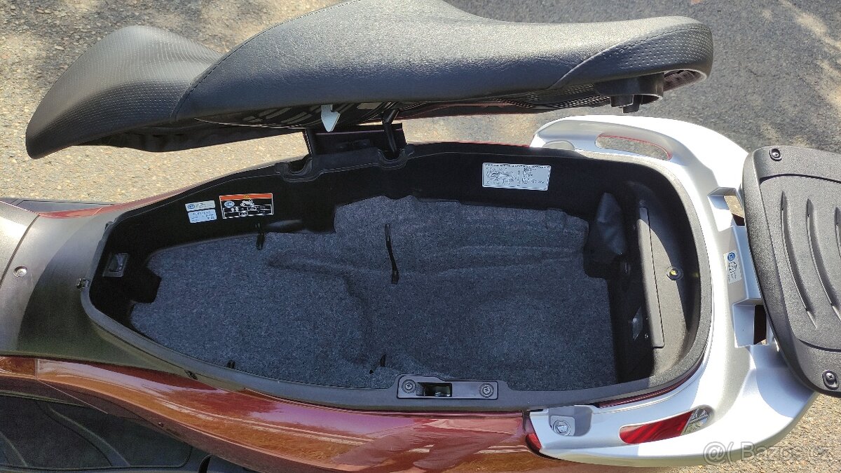 Honda S Wing 125 ABS - 4