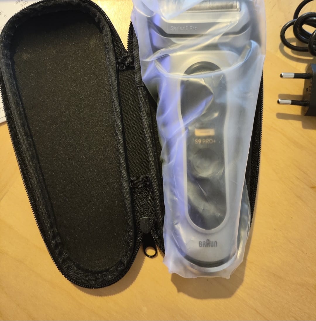 Holicí strojek Braun SERIES 9 PRO - 4