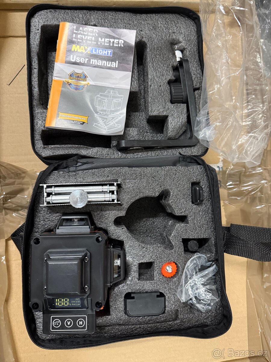 4D KŘÍŽOVÝ NIVELAČNÍ LASER 16 LINIOVÝ - 4