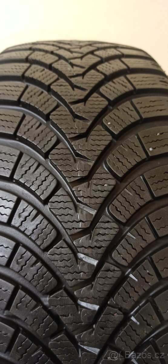 Falken Eurowinter HS01 205/60 R16 96H 6 - 6,5 mm - 4