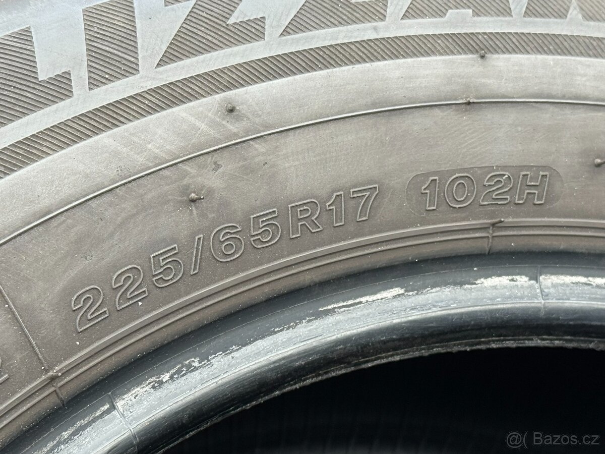 225/65 R17 - 4