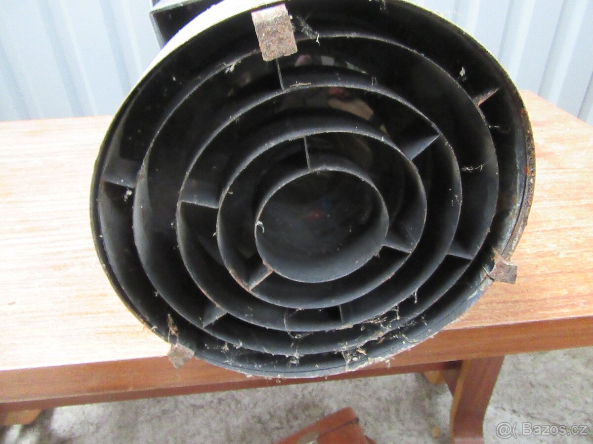 Nabízím starý divadelní reflektor - 4