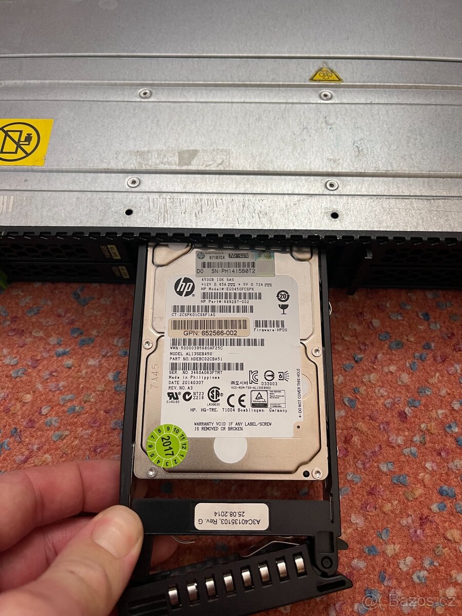 Fujitsu Primergy RX200S8,2xIntel Xeon,160 GB RAM,4x450GB HDD - 4