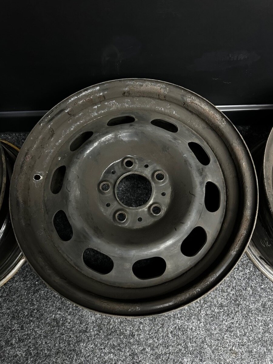 Plechové disky BMW 5x120 16” - 4