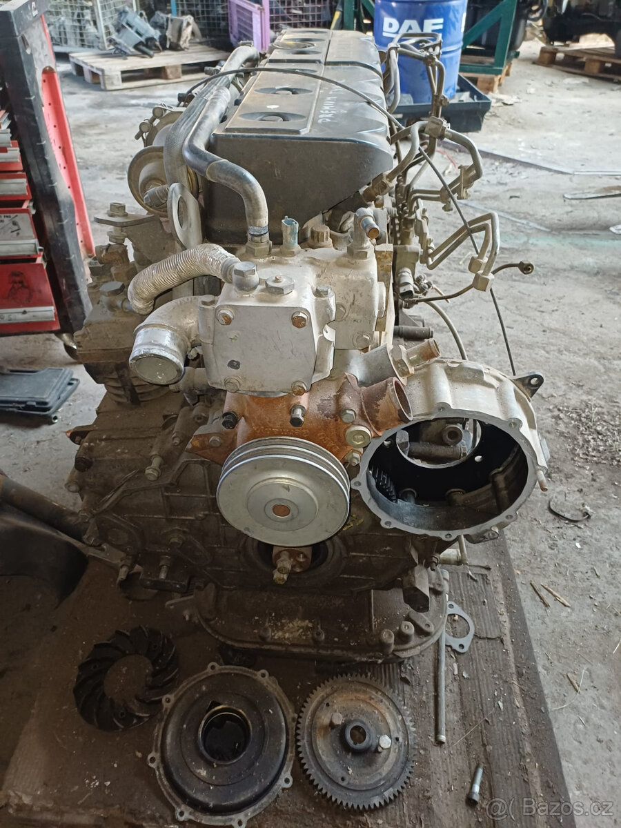 Motor Renault Premium DCI6 270, r.v. 2003 - 4