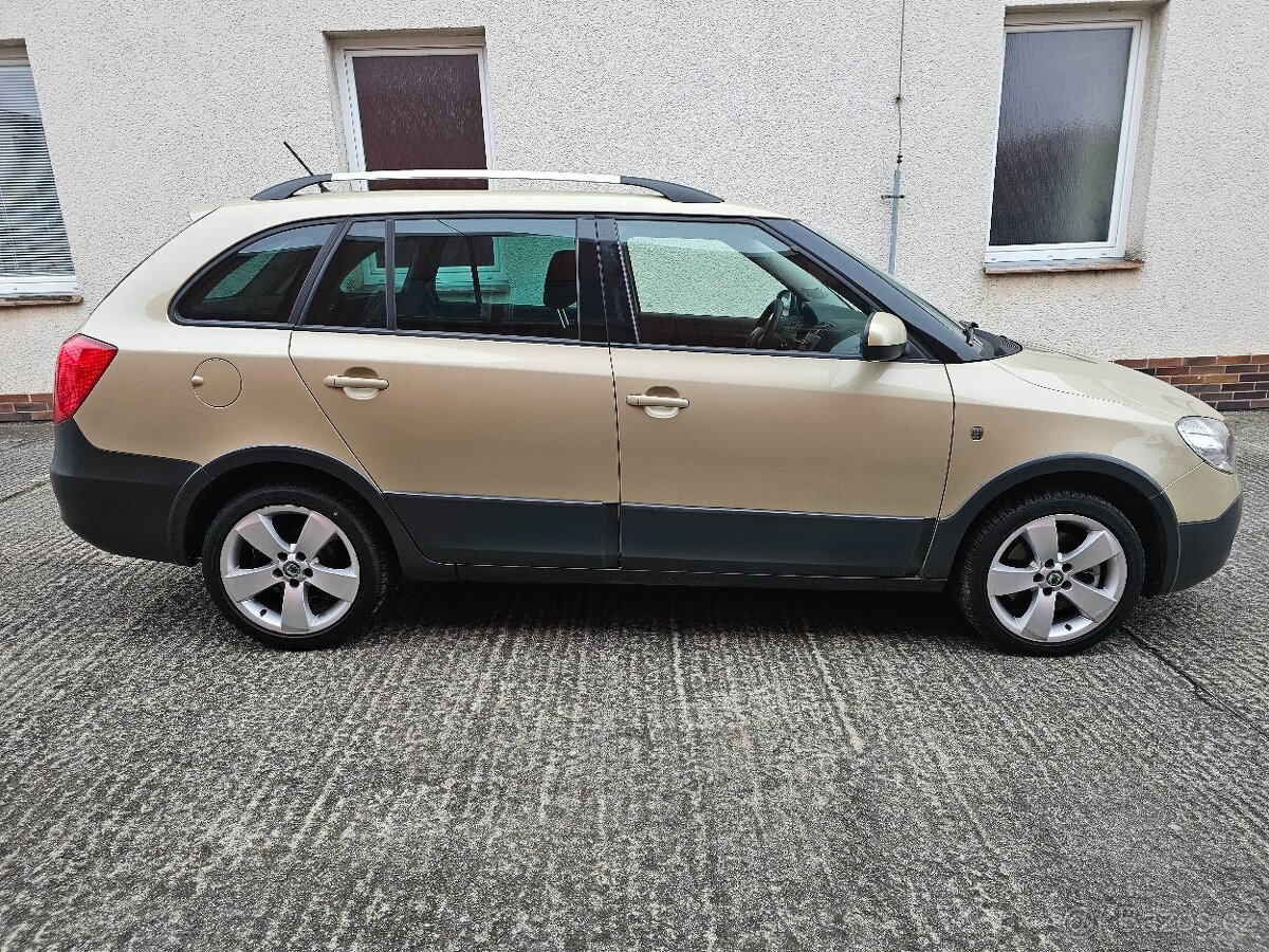 Škoda Fabia scout 1.2 TSI - 4