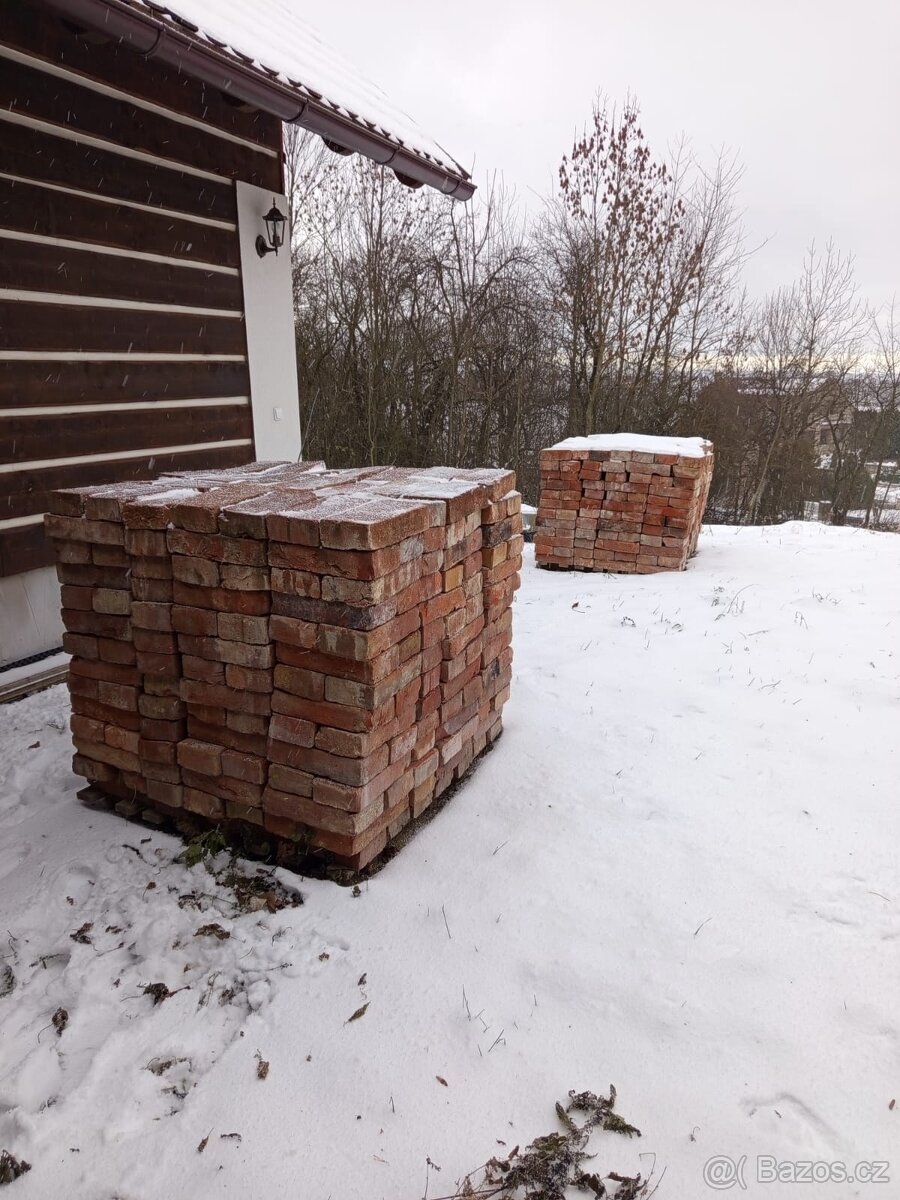 Staré očištěné cihly - 4