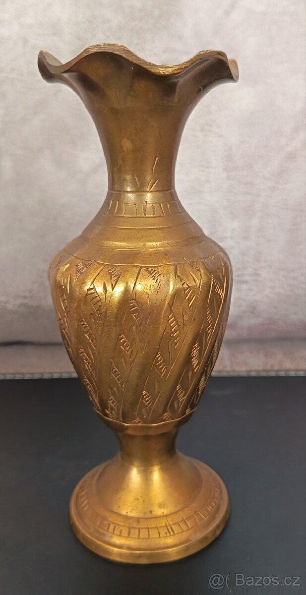 Mosazné vázy,karafa , zvoneček - 4