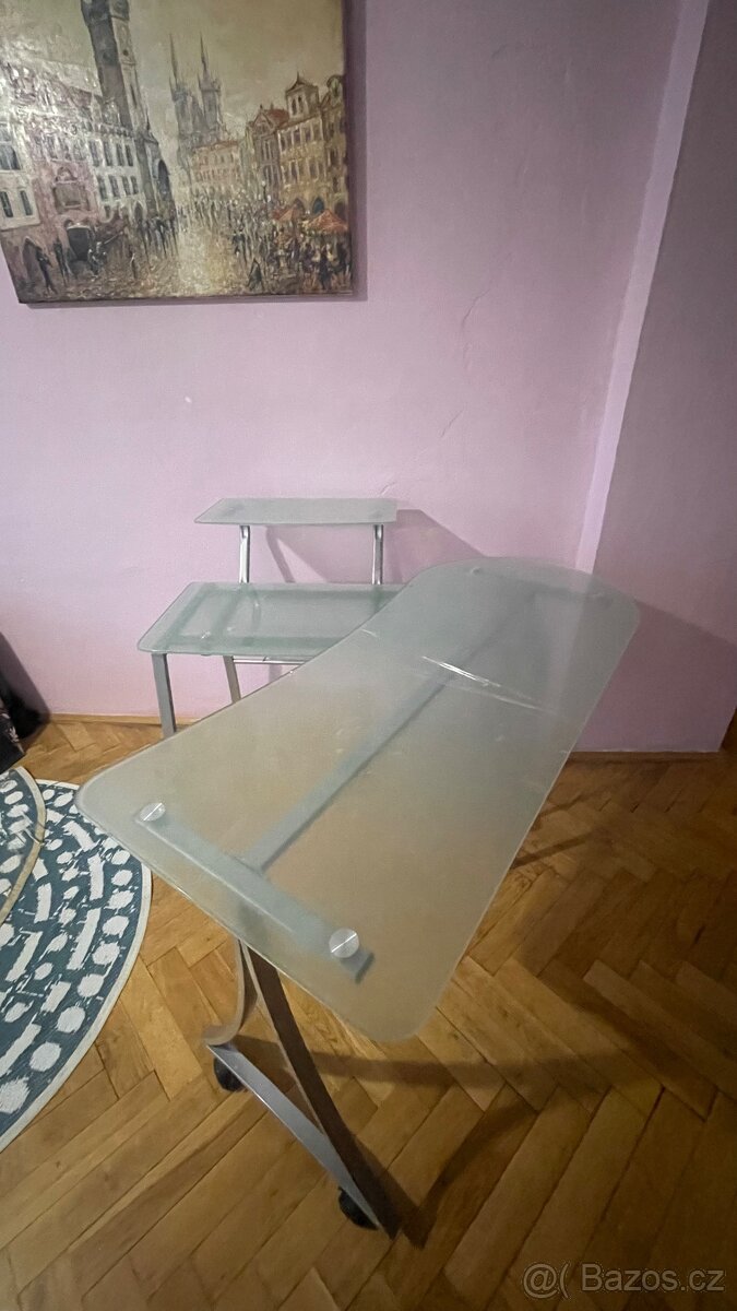 Prodám rozkládací skleněný PC stůl – variabilní - 4