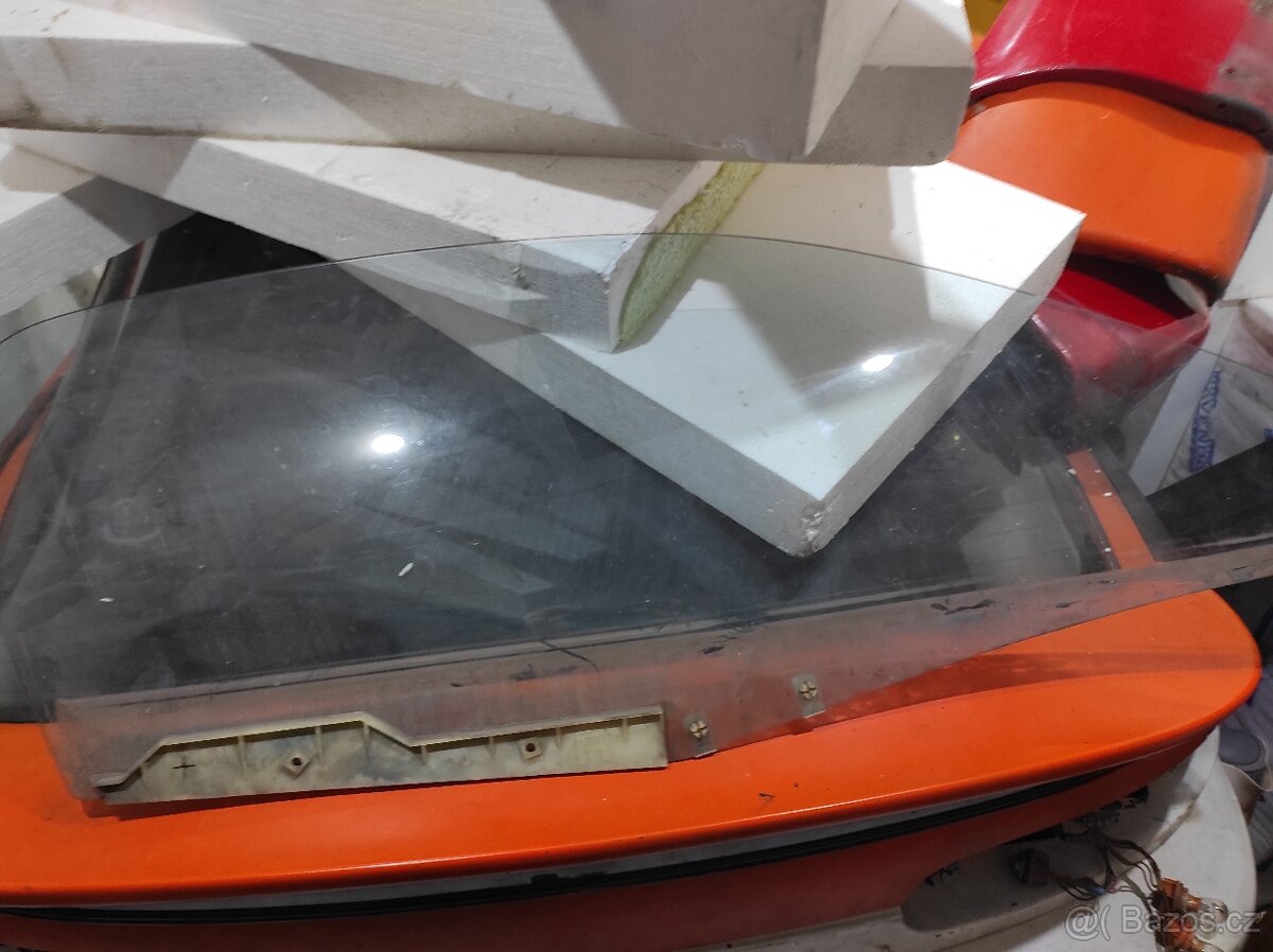 Prodám díly na Mazdu mx-3 - 4