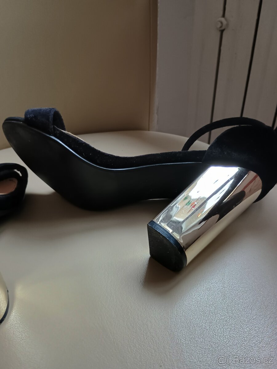 Společenské lodičky - 4