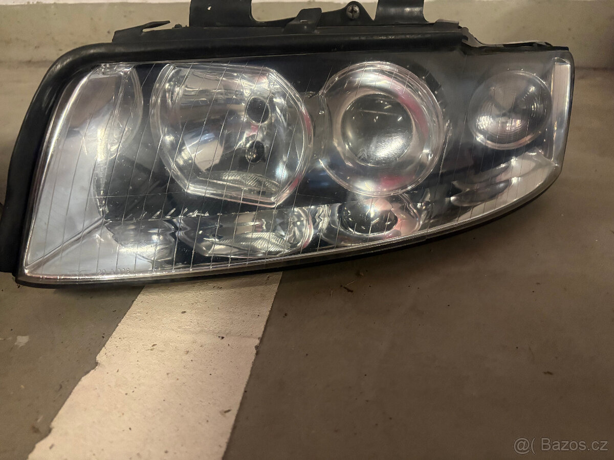 Přední světlomety pro Audi A4 2004/2005 - 4