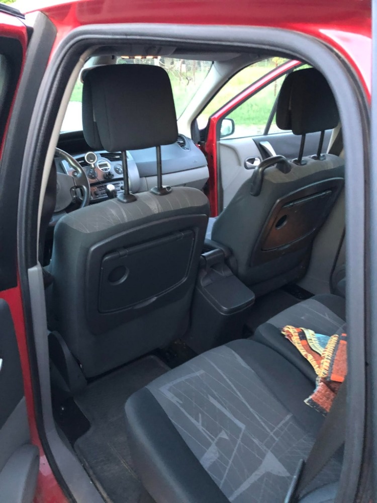 Renault Megane Scenic - 4