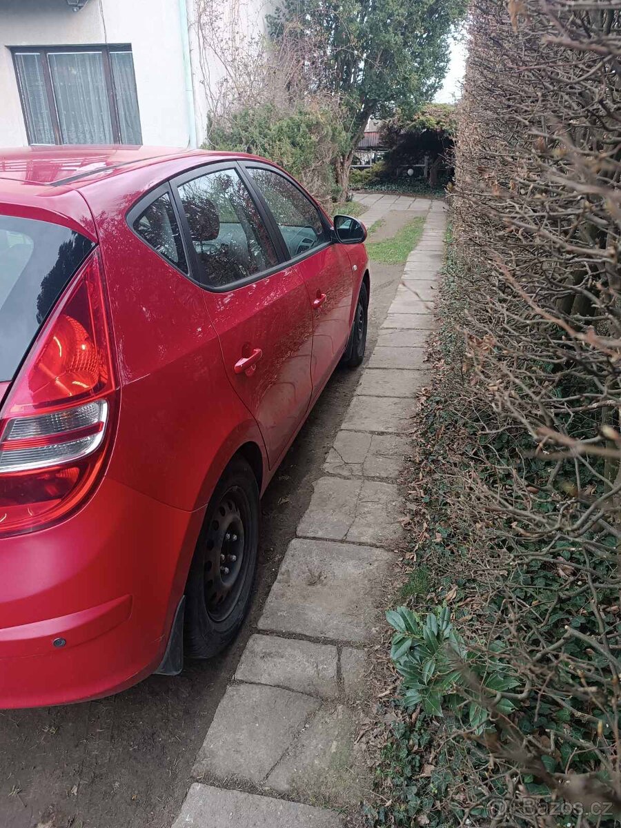 Hyundai i30 1.4 2008 - 4