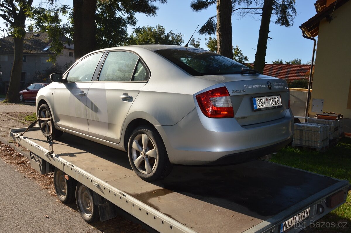 Škoda Rapid 1.6TDI 77kW klima park výhřev ALU - 4