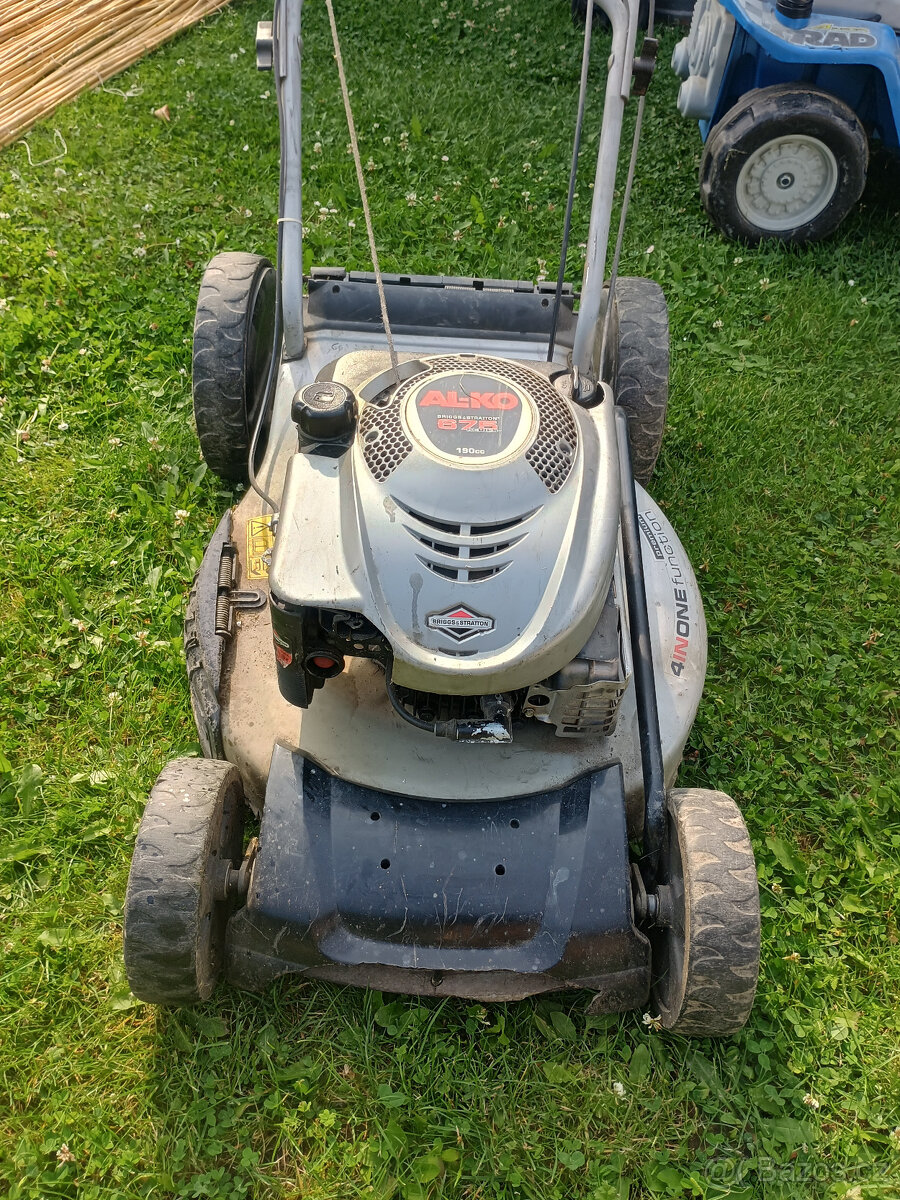 Zahradní sekačka Briggs a Straton 190cc - 4