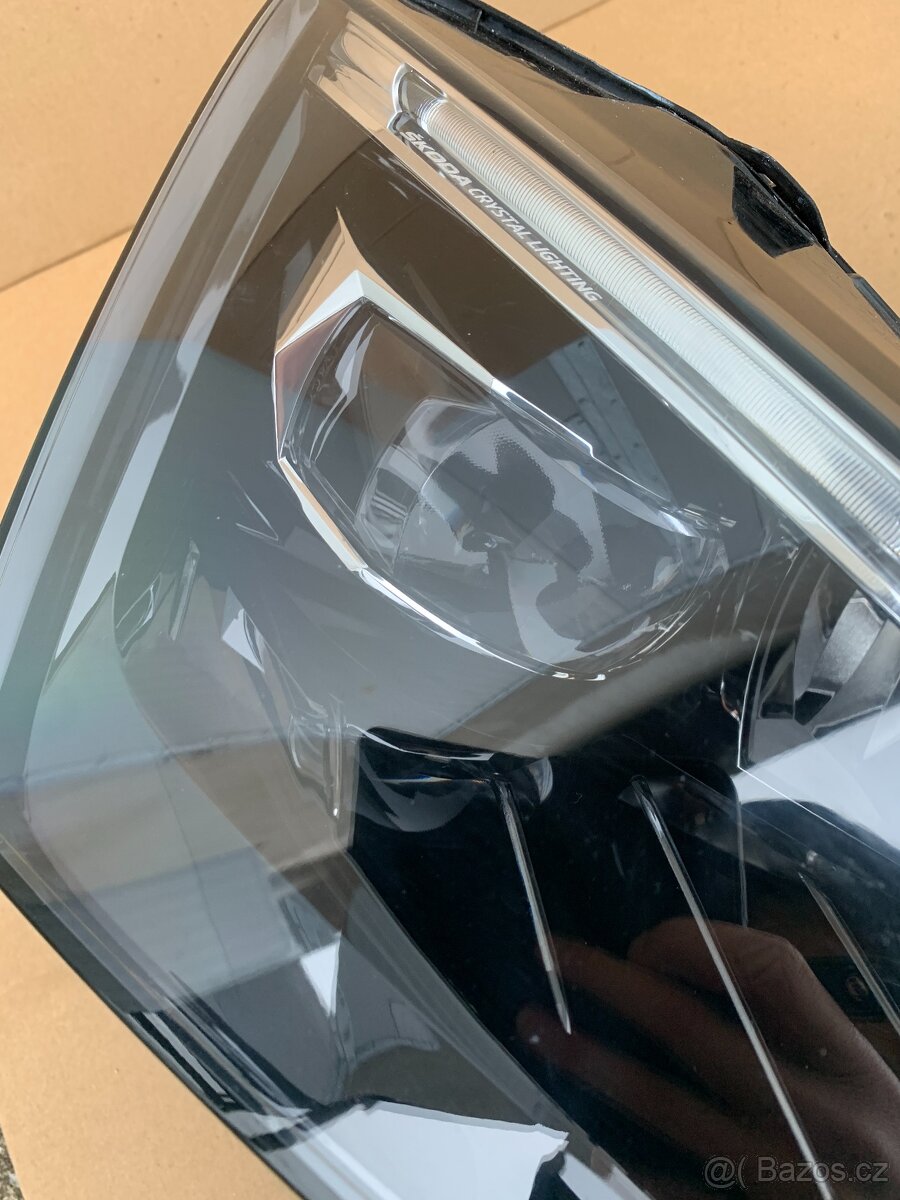 predni led svetla xenon skoda scala levy pravy - 4