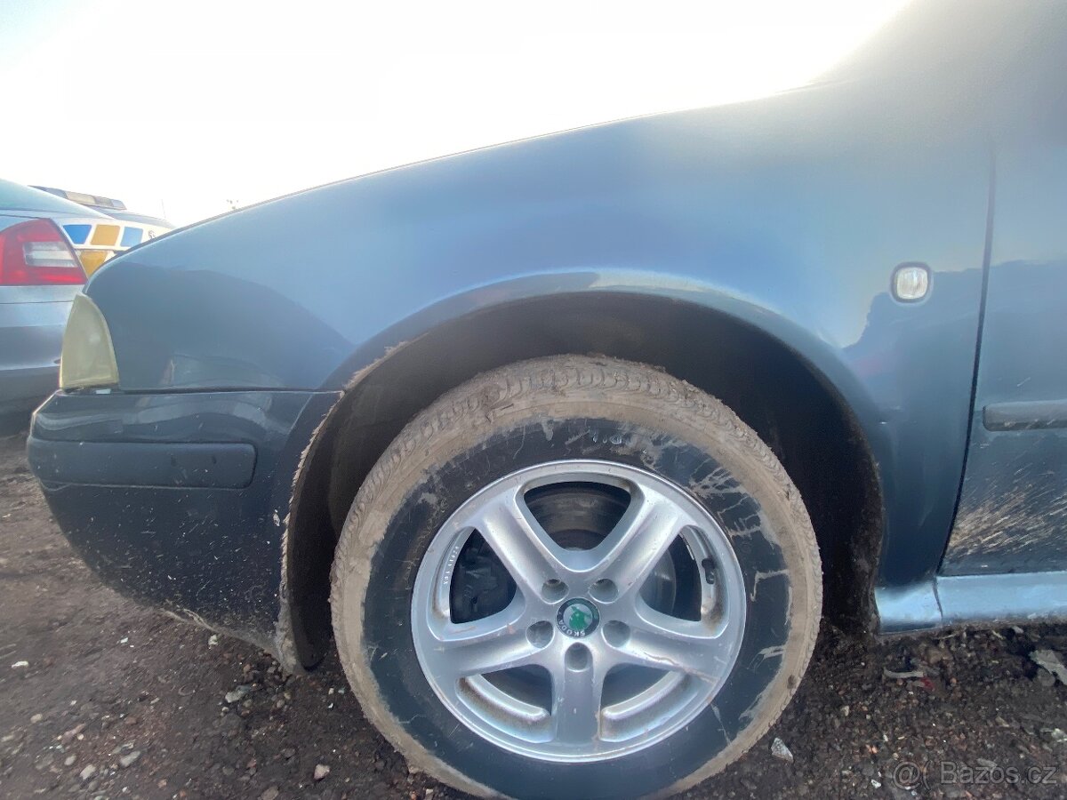 Škoda Octavia 1 combi- bez koroze( barva 9901) - 4