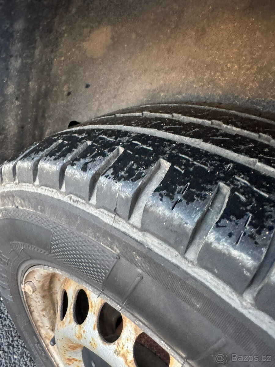 Volkswagen Transporter 2.5TDI LONG 6MIST - 4