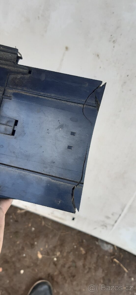 CD box a kazetový box pro VW Golf 3 - 4