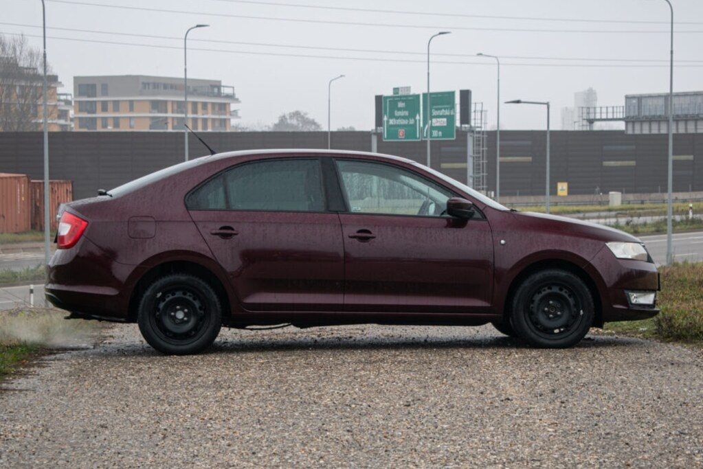 Škoda Rapid 1.2 TSI 77kw M6 - 4