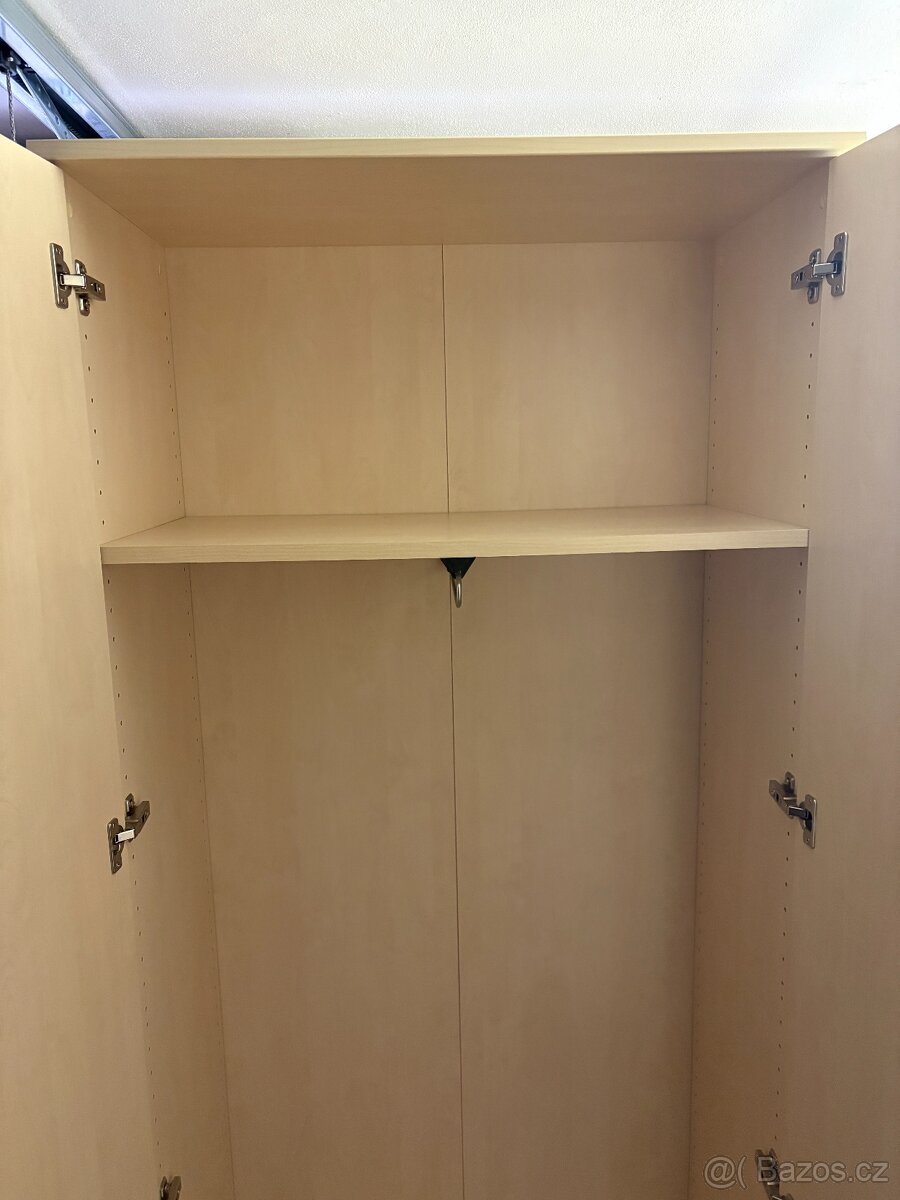 Kancelářský nábytek - 4