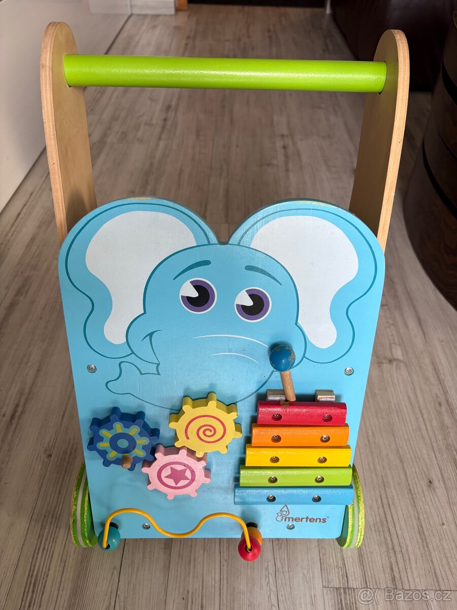 Dřevěné dětské chodítko - 4