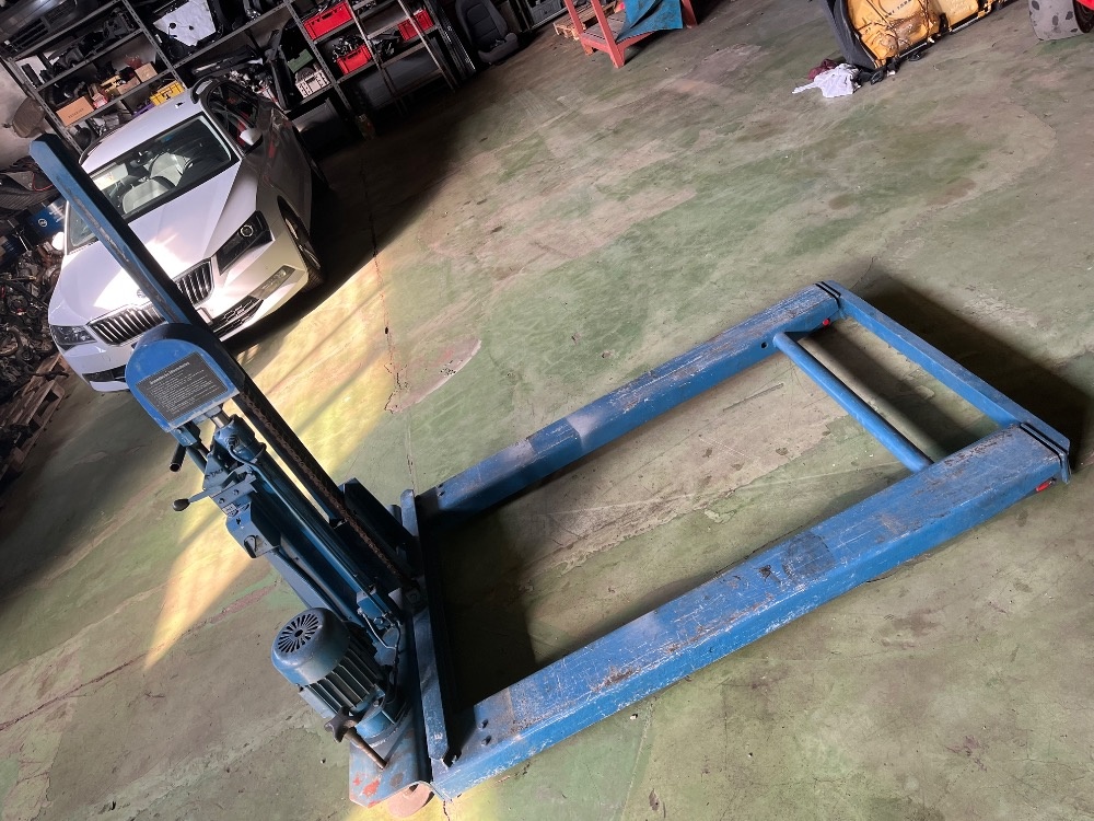 Nužkový zvedák - 4