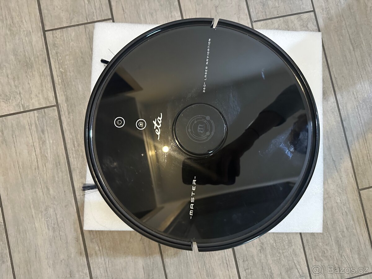 Robotický vysavač Eta Master - 4