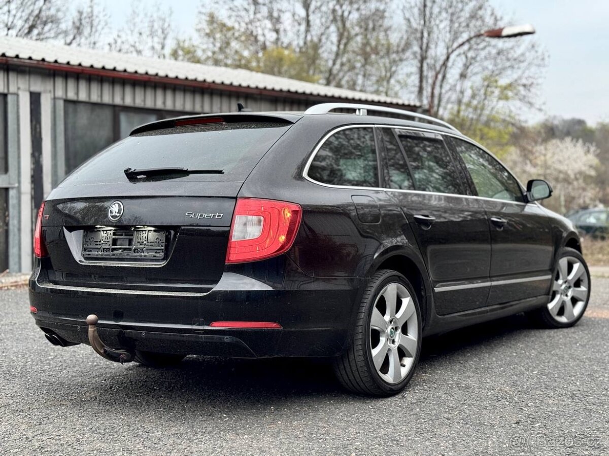 Škoda Superb 2010 - 4