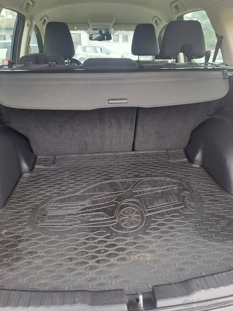 Prodám Honda CR-V, CRV, 2.2 110 kw rok výroby 2014,4x4 - 4
