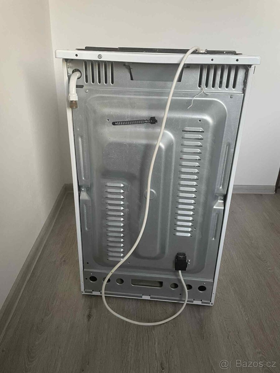 Plynový sporák MORA KS112GW - 4