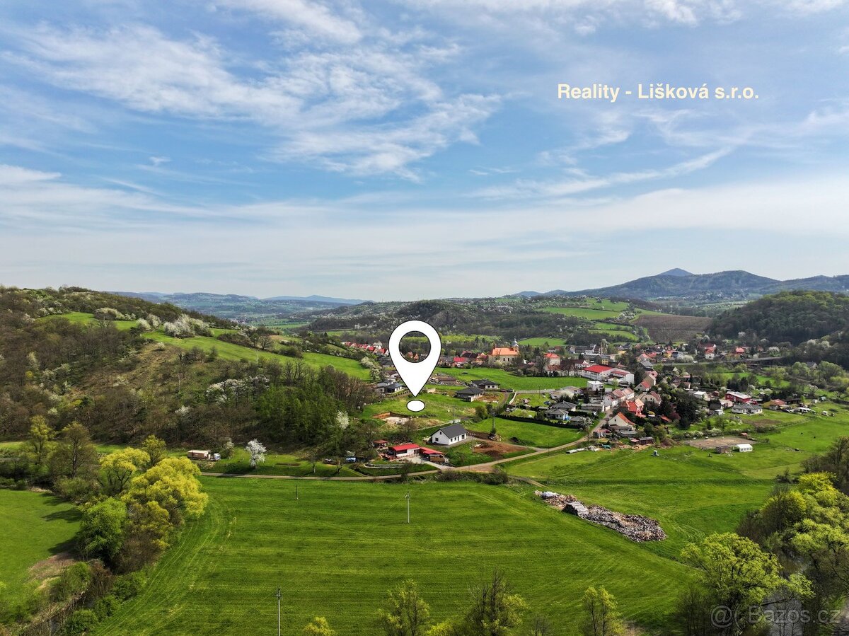 Prodej stavební parcely se základovou deskou a lesem ve Rty - 4