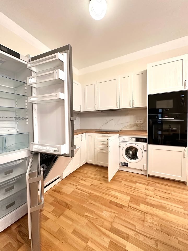 Pronájem bytu 2+kk 56 m² - 4