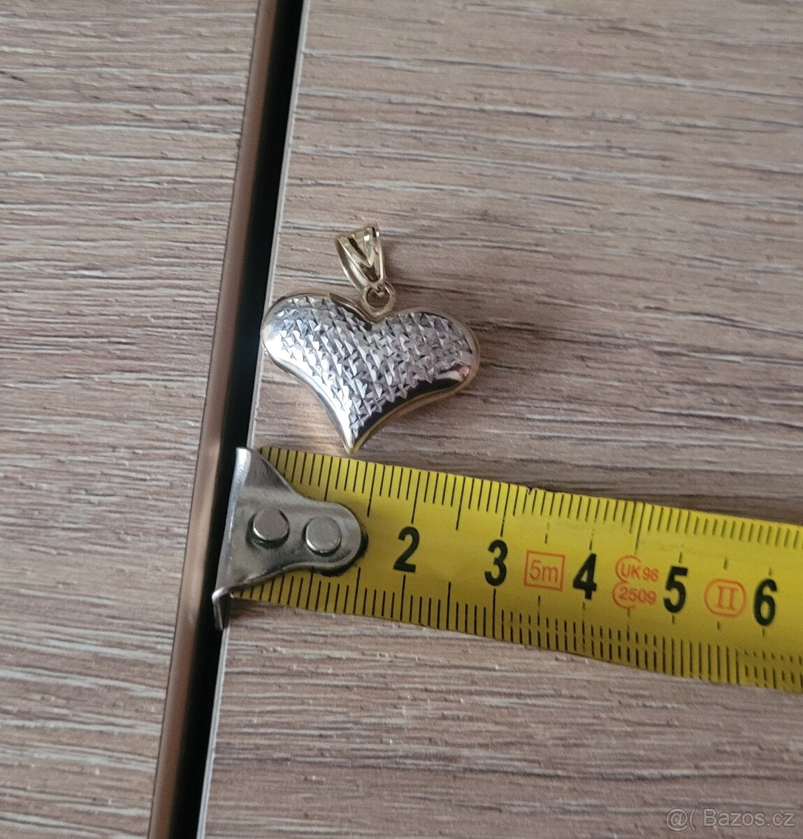 Zlatý řetízek a přívěsek - 4