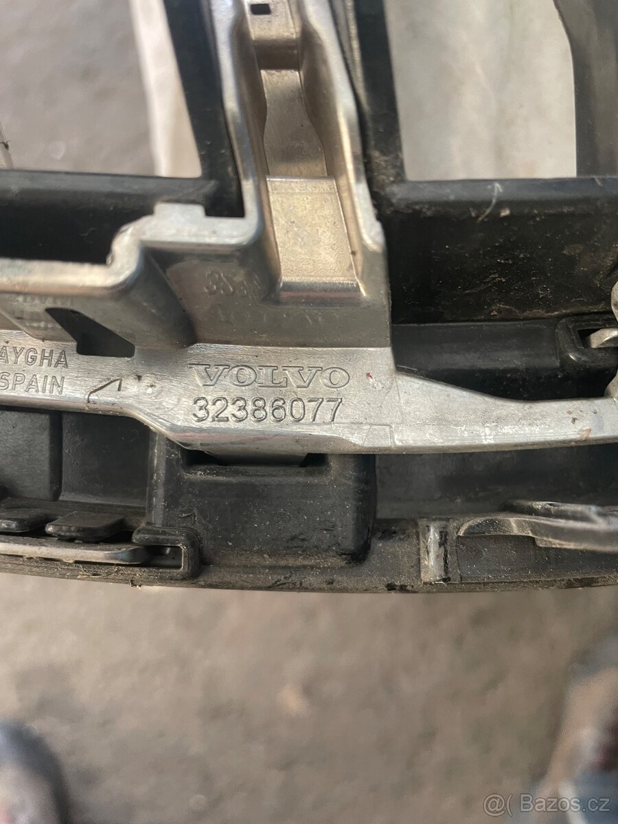 Volvo XC60 grill 32386077 - 4