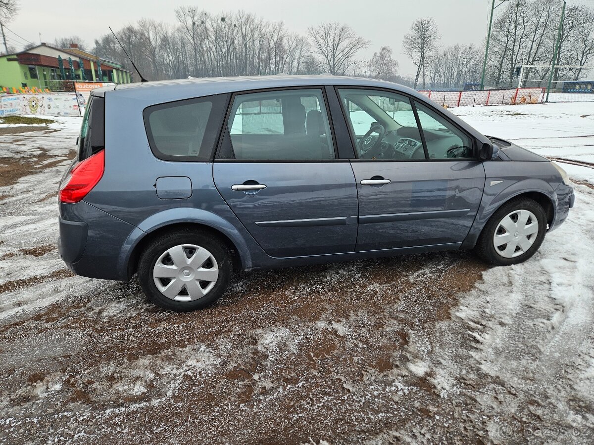 Renault megane scenic - 4