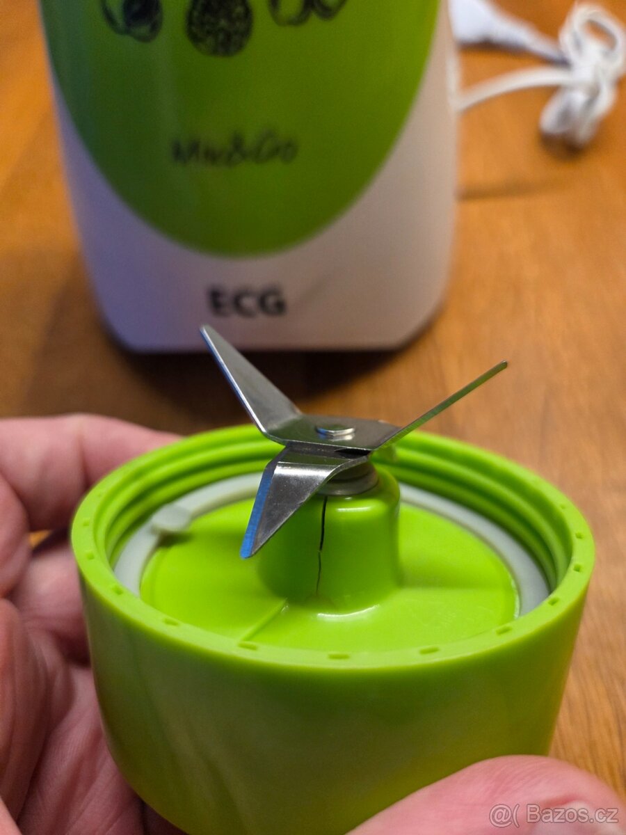 Smoothie maker, mixér ECG SM 364 Mix&Go - 4