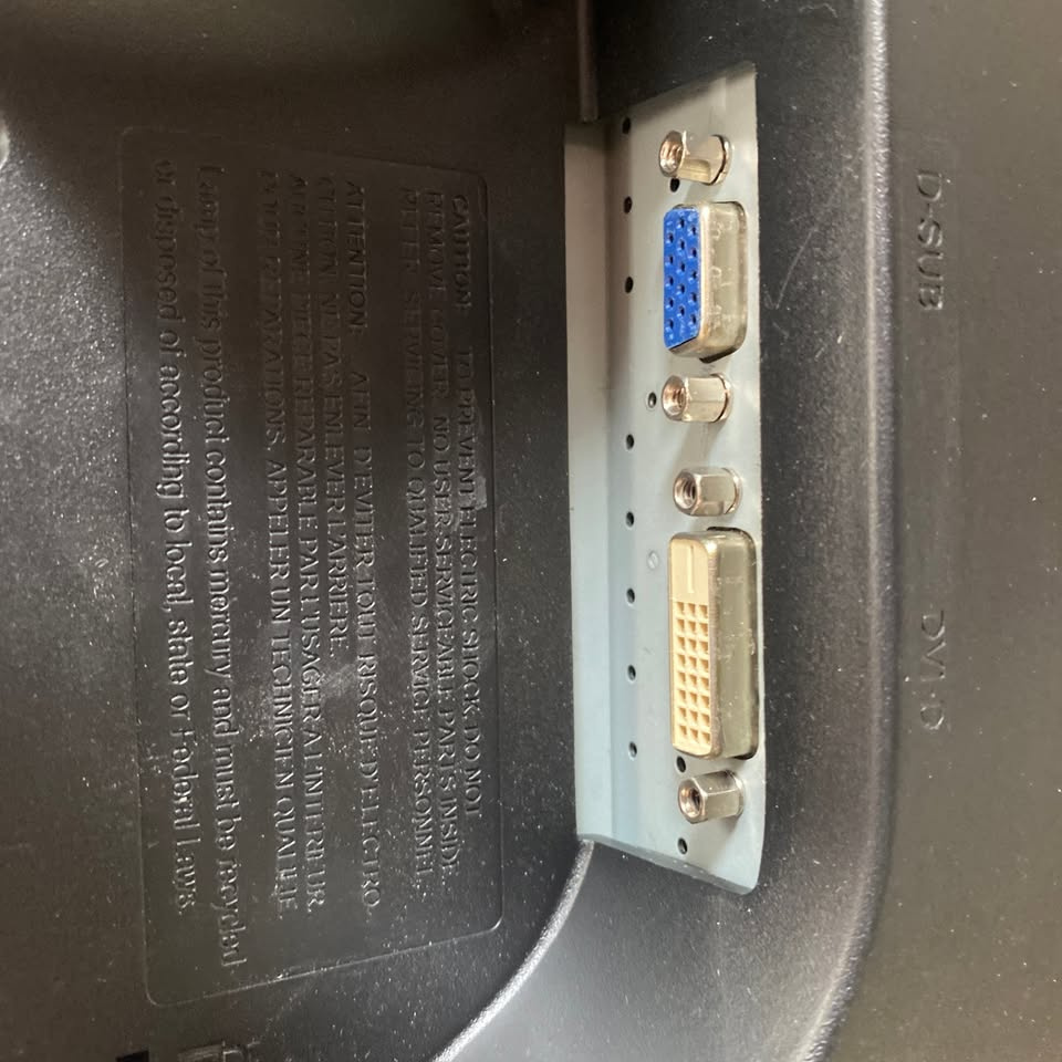 LG monitor - 4