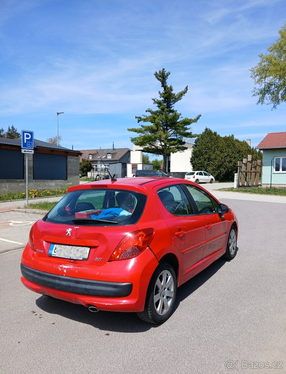 Peugeot 207 - 4