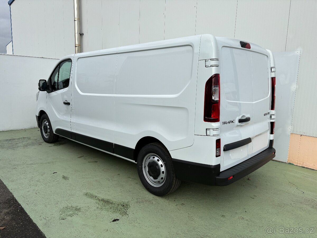 Renault Trafic 2.0dCi do 2,49t, Spaní, Topení - 4