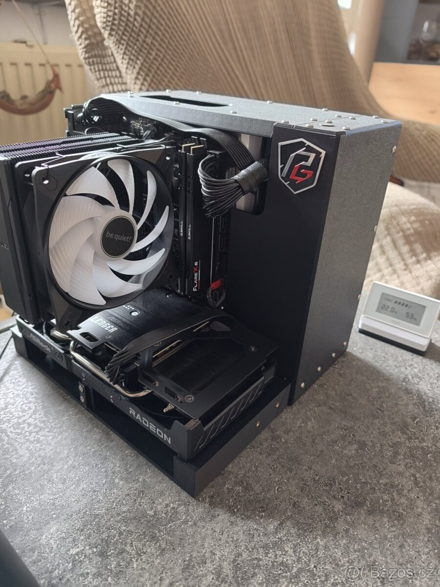 Herní PC + Monitor - 4