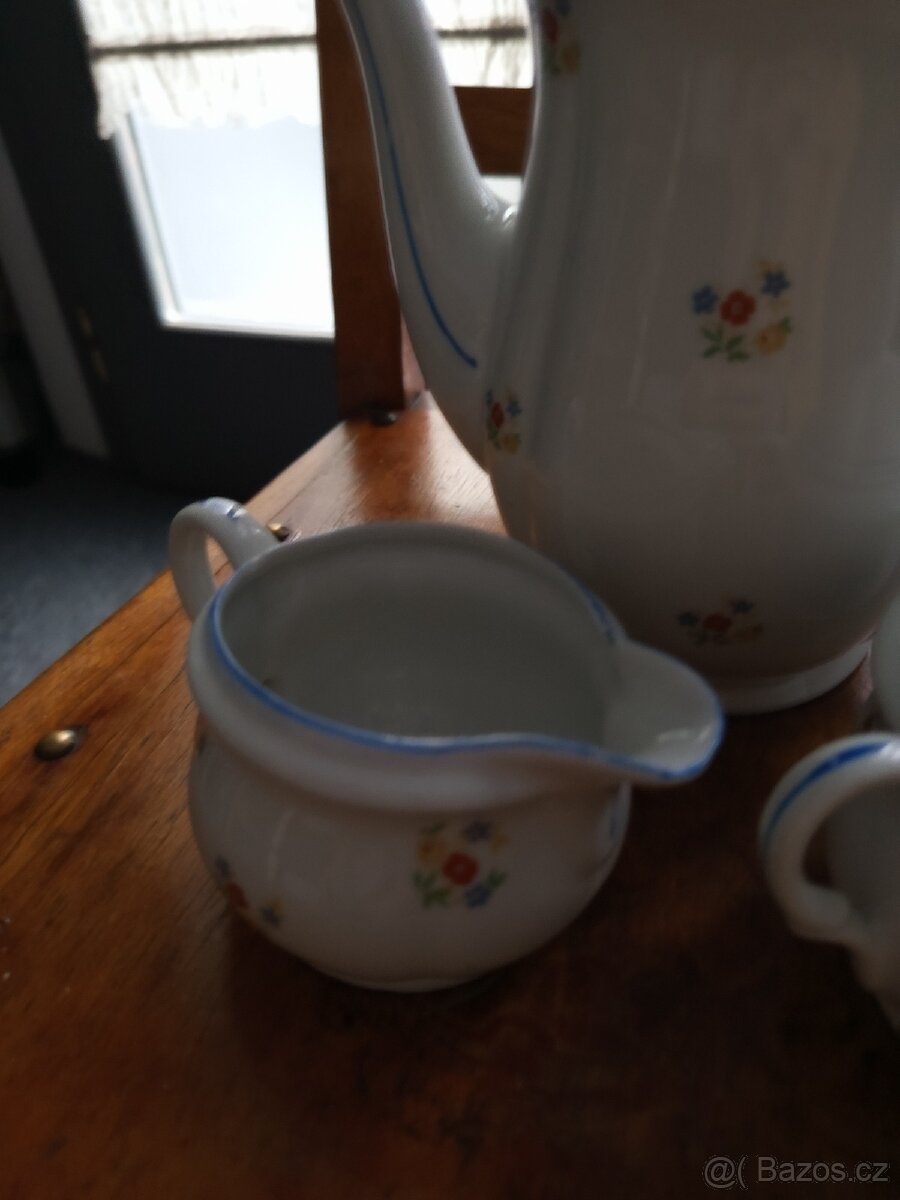 Keramika set konývka na čaj , kávu,cukřenka ,mléčenka - 4
