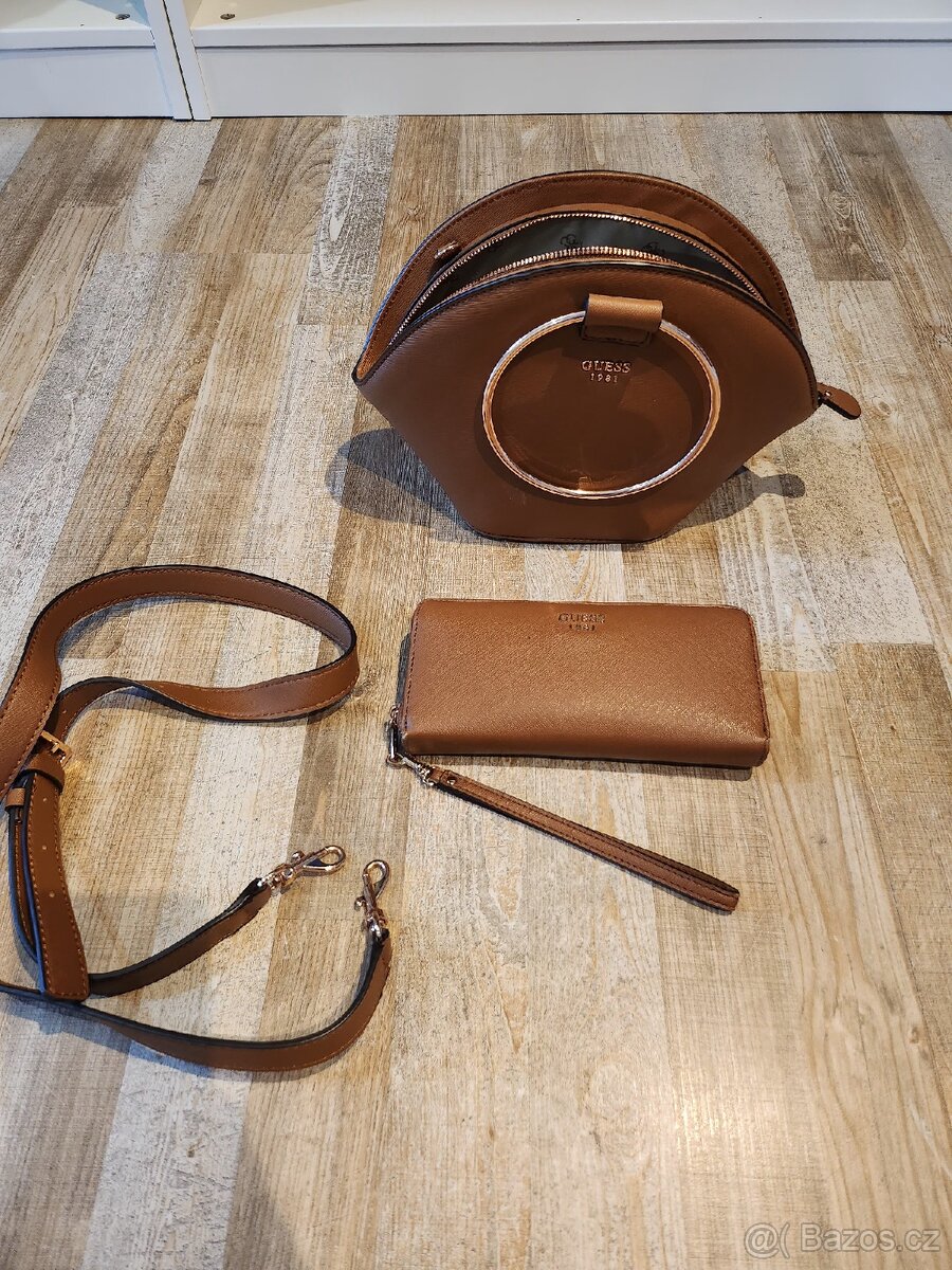 Kabelka Guess nová - 4