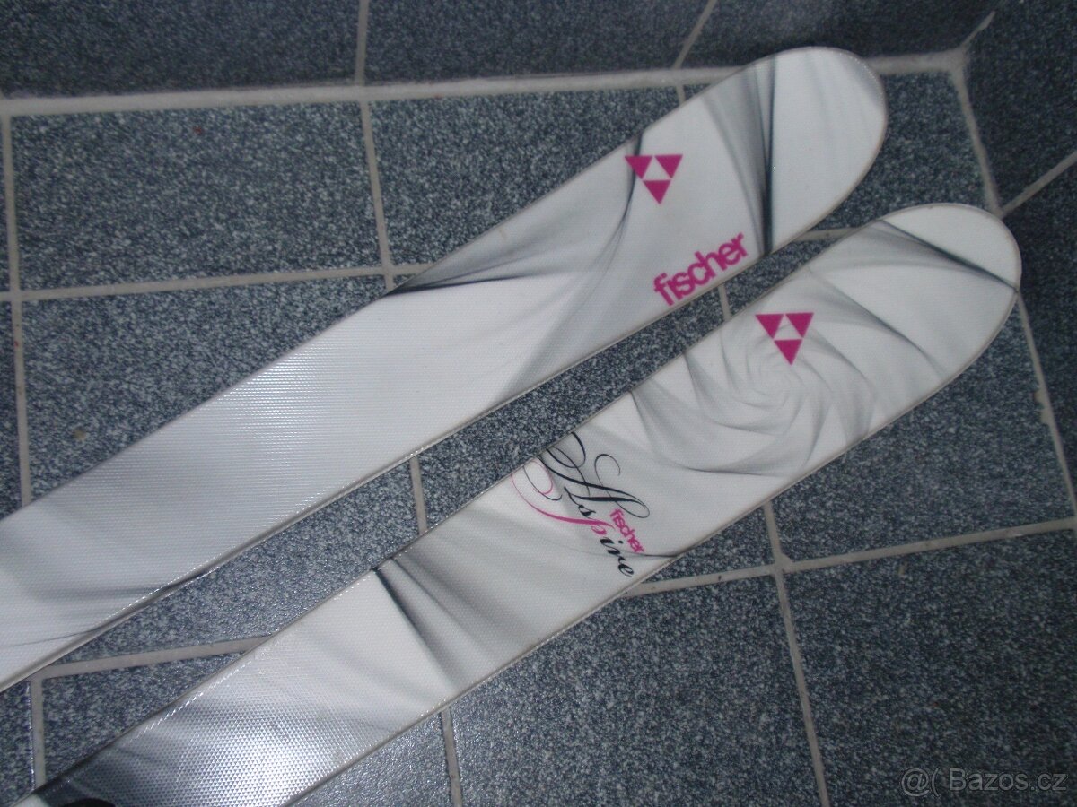 TOP DÁMSKÉ NASERVISOVANÉ LYŽE CAREVY 155 CM FISCHER ASPIRE - 4