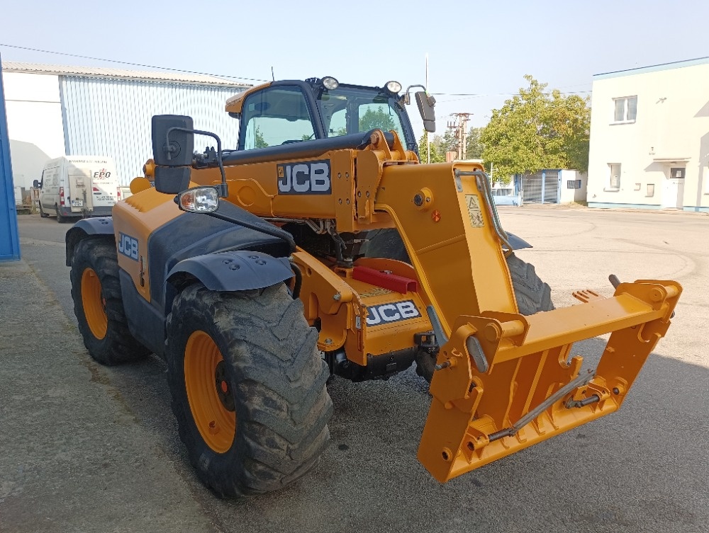 Teleskopický manipulátor JCB 535-95 Agri Super T4f - 4