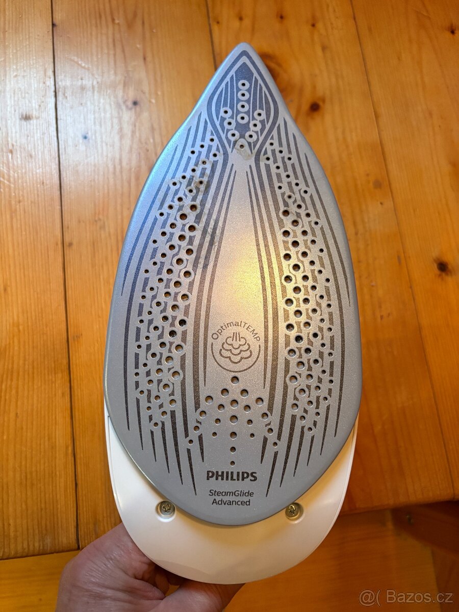 NAPAŘOVACÍ ŽEHLIČKA - PARNÍ GENERÁTOR PHILIPS. - 4