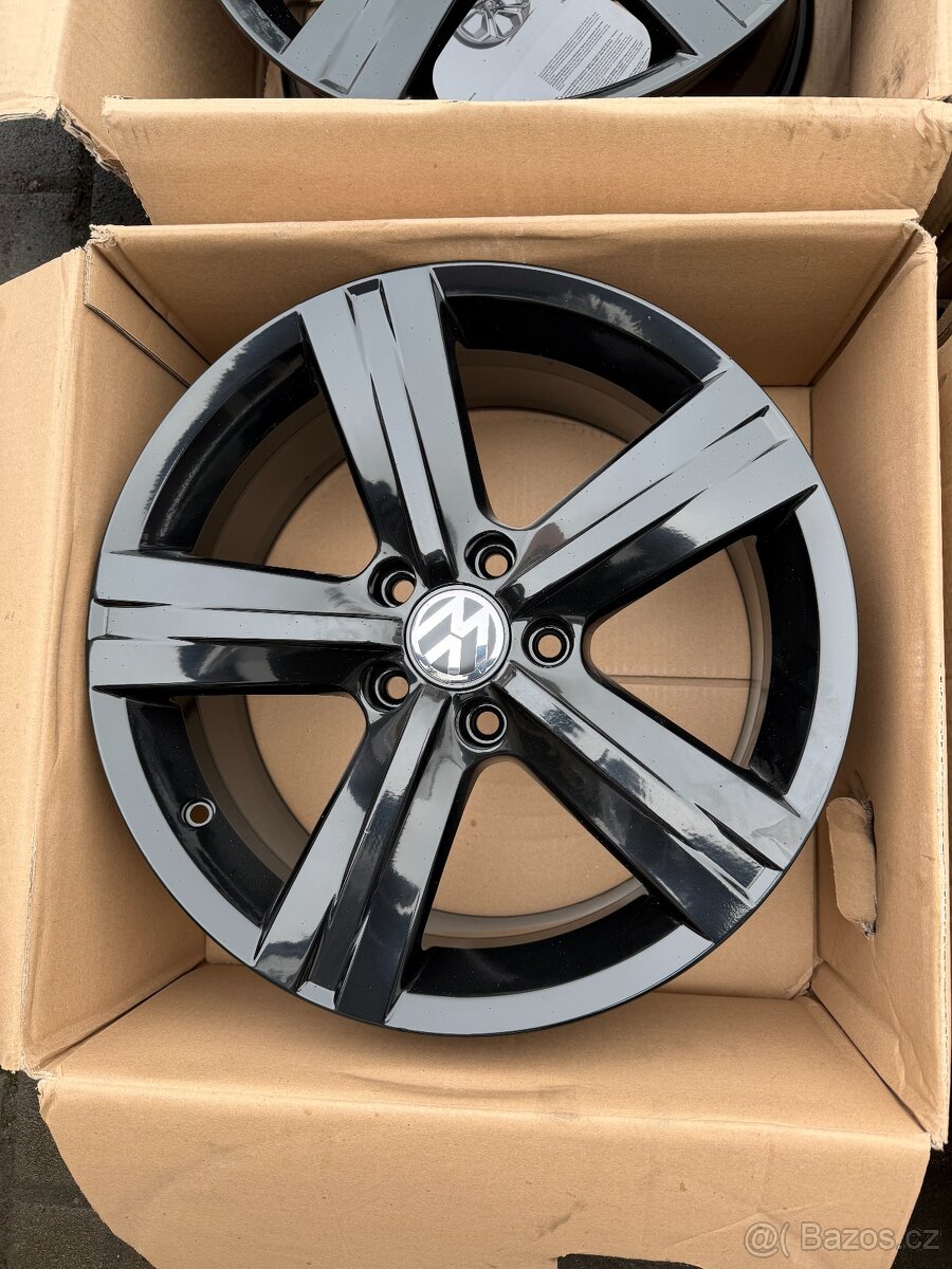 ORIGINÁL Alu Volkswagen Passat B6, B7 R17, 5x112 - TOP STAV - 4